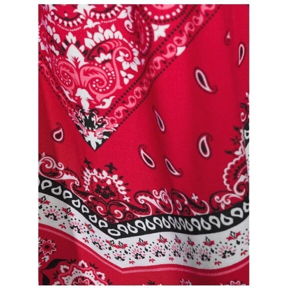 Red Bandanna Printed Top - Picture 4 of 6